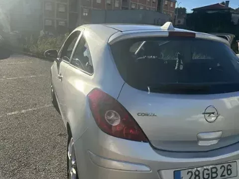 Opel Corsa 1.2 Black Edition