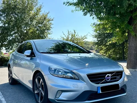 Volvo V40 1.6 D2 R-Design