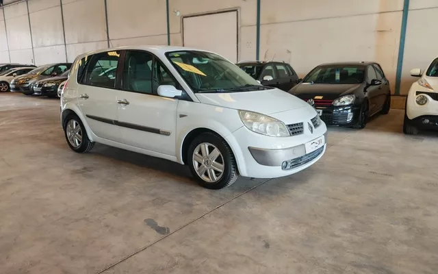 RENAULT Scénic Scénic II 1.9DCI Confort Dynamique