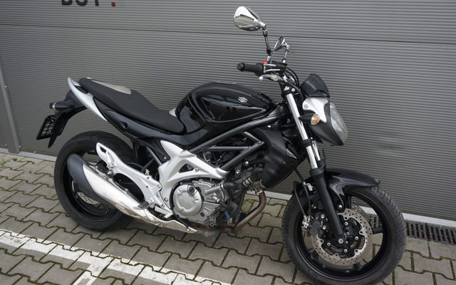 Suzuki Gladius 650