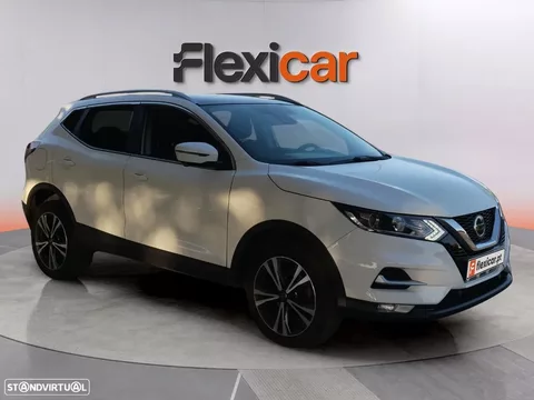 Nissan Qashqai 1.5 dCi N-Connecta J17 DCT