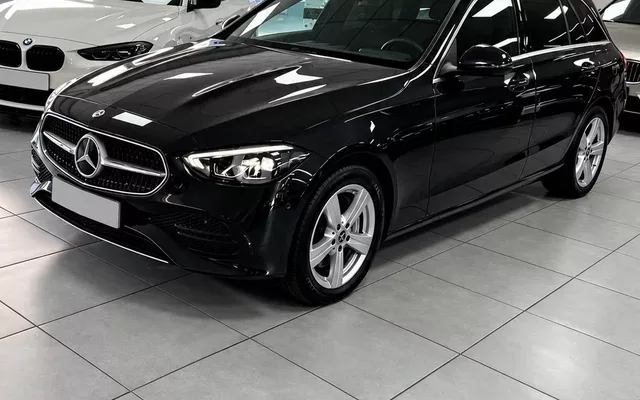 Mercedes-Benz C 300 e Avantgarde