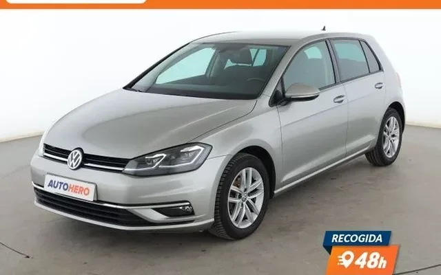 VOLKSWAGEN Golf 1.0 TSI Advance