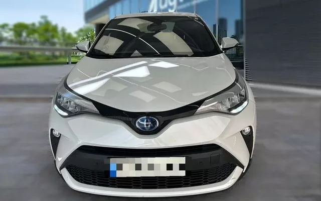 TOYOTA C-HR + 1.8 125H Advance