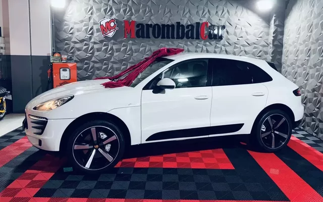 Porsche Macan S