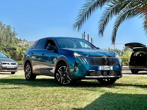 Peugeot 3008 Hybrid 136 e-DSC6 Allure Pack