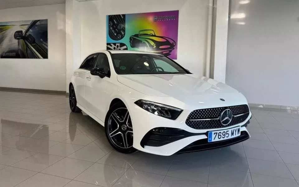 MERCEDES-BENZ Clase A - A 200 d AMG LINE