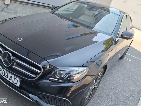 Mercedes-Benz E 300 de Avantgarde 4Matic