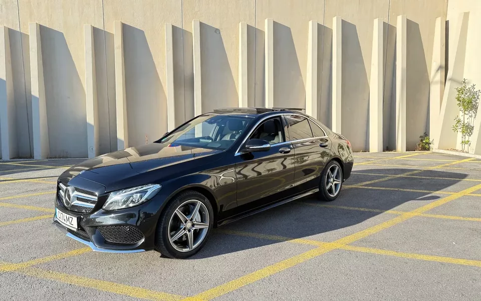 Mercedes-Benz C 300 h AMG Line