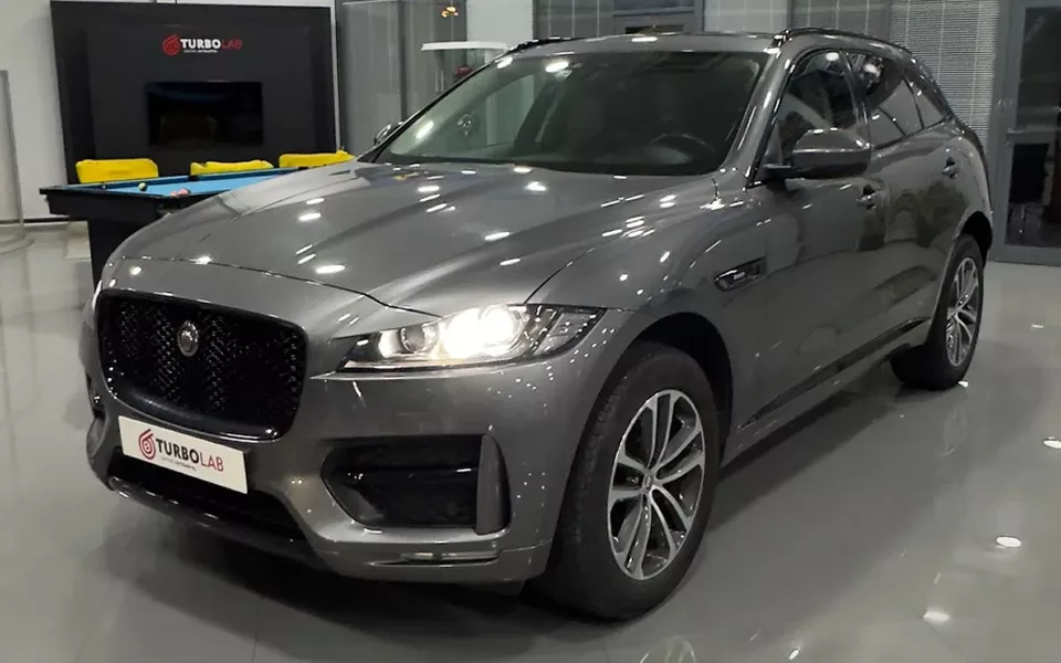 Jaguar F-Pace 2.0 i4D R-Sport AWD Aut.