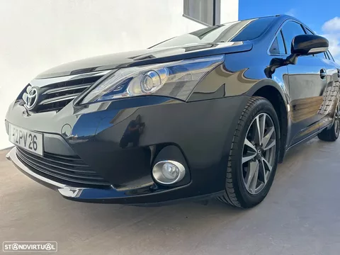 Toyota Avensis SW 2.0 D-4D Exclusive +Navi