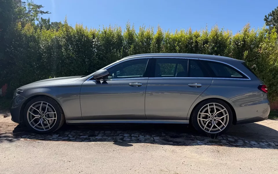 Mercedes-Benz E 220 d AMG Line 7L