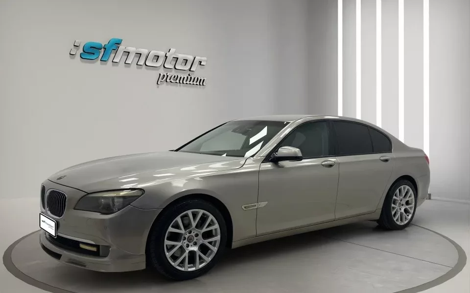 BMW Serie 7 740dA - 13900€ en Toledo