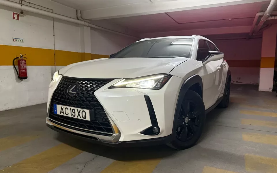 Lexus UX 250h Executive+