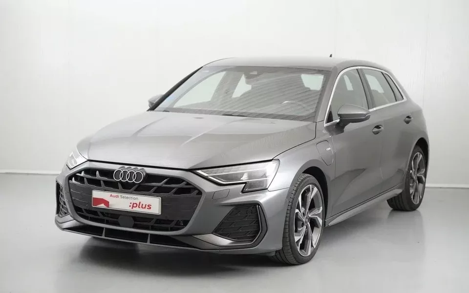 AUDI A3 A3 Sportback TFSI e Genuine S tronic 150kW