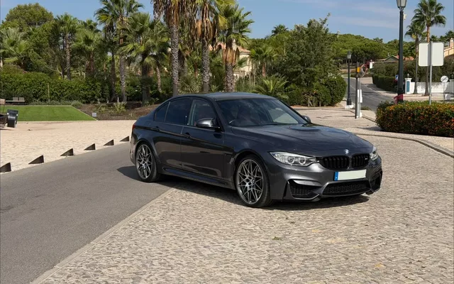BMW M3 DKG Competition
