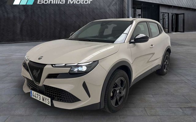 ALFA ROMEO JUNIOR 1.2 MHEV 100KW IBRIDA E-DCT6 136 5P