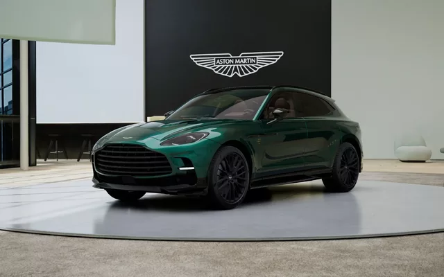 ASTON MARTIN DBX 4.0 V8 707 Auto