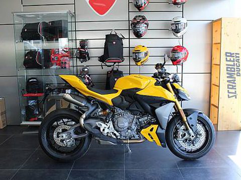 Ducati Streetfighter V2 S