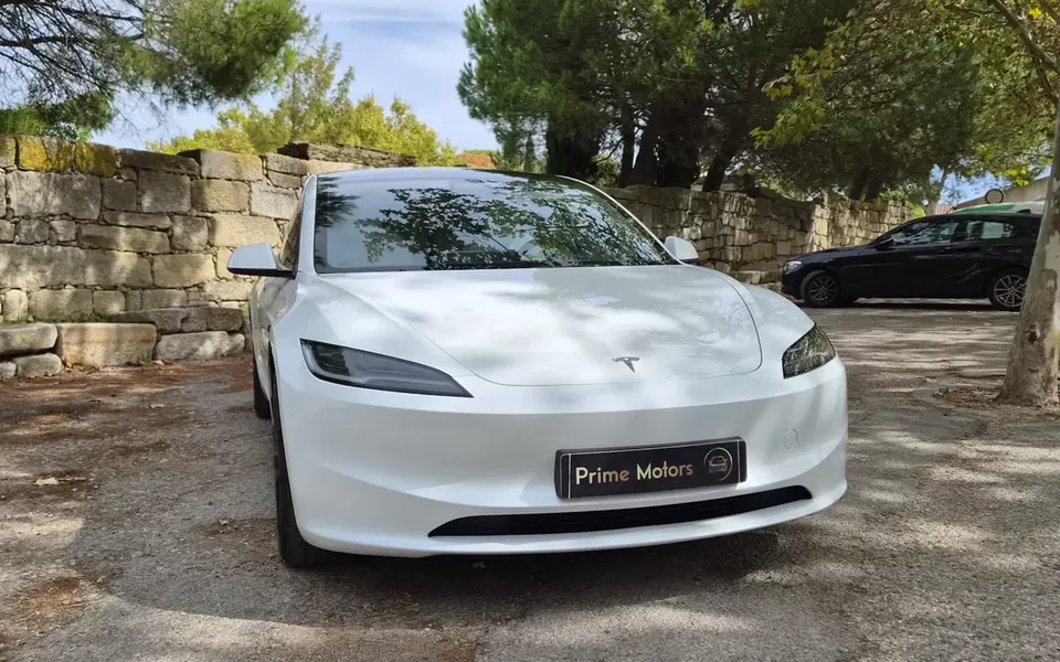 Tesla Model 3 Tração Traseira Premium