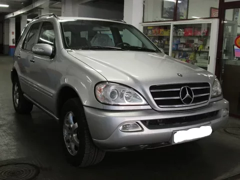 Vendido: MERCEDES-BENZ Clase M ML 400CDI - 7000€ en Madrid