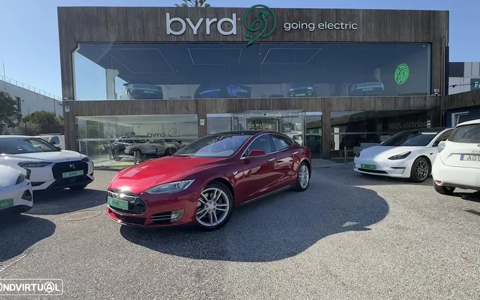 Tesla Model S 85D