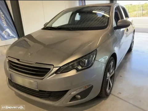 Peugeot 308 1.2 PureTech Allure J17