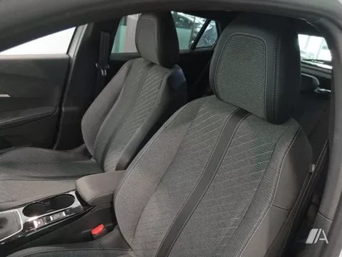 PEUGEOT 2008 Allure