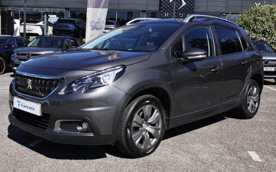 Peugeot 2008 1.2 PureTech Signature