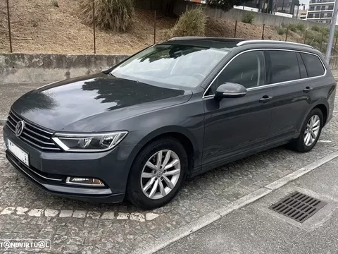 VW Passat Variant 1.6 TDI SCR DSG Conceptline