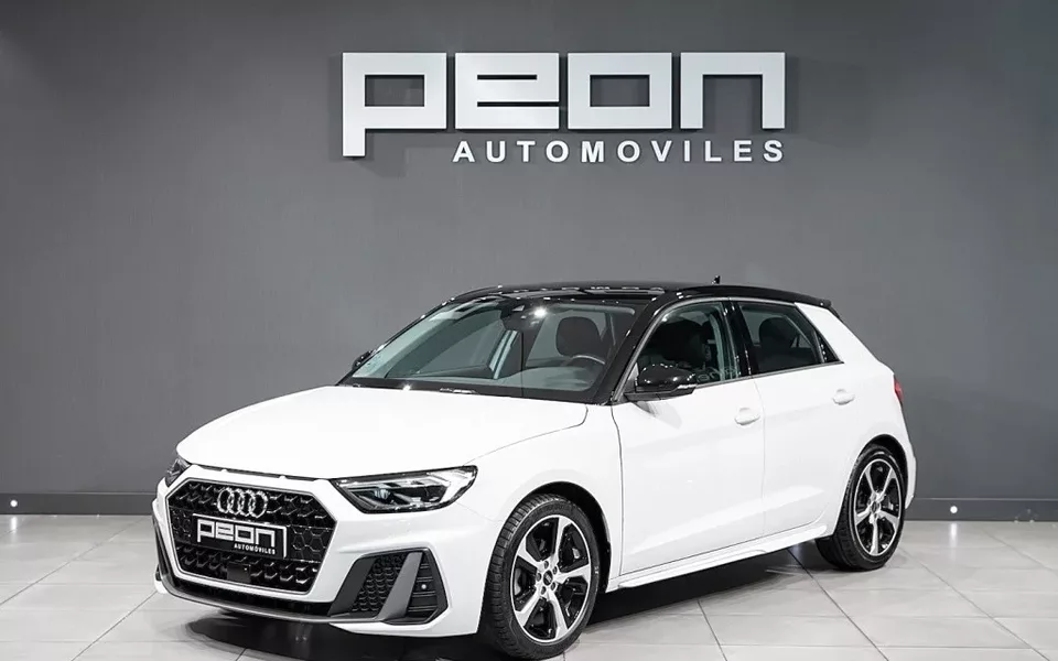 AUDI A1 A1 Sportback 30 TFSI Black line S tronic