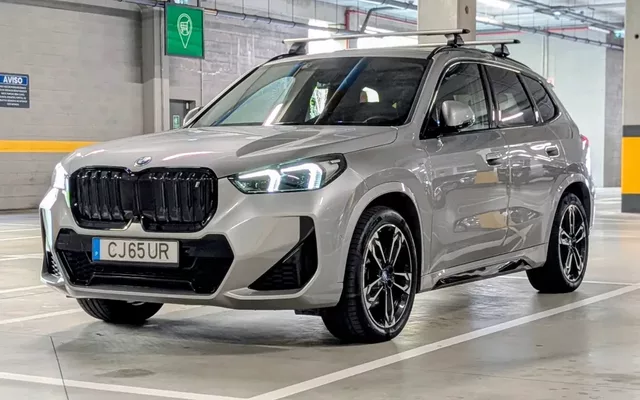 BMW iX1
