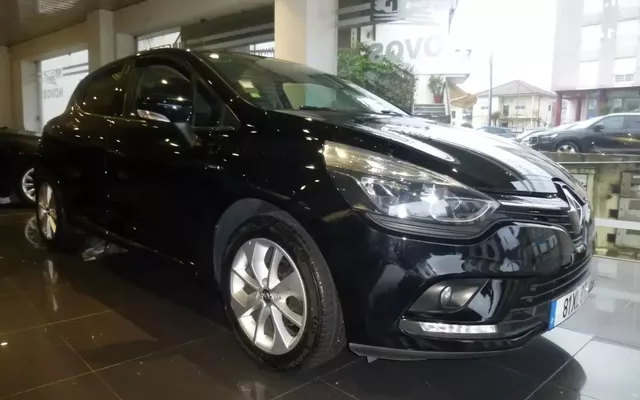 Renault Clio 0.9 TCe Limited Bi-Fuel