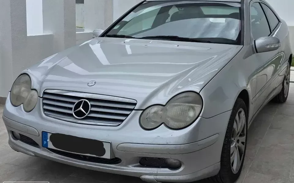 Mercedes-Benz C 220