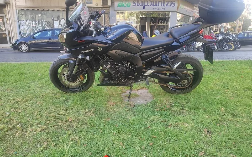 Yamaha Fz 8 Fazer ABS,11/12,Εδεσμευθη! 2012