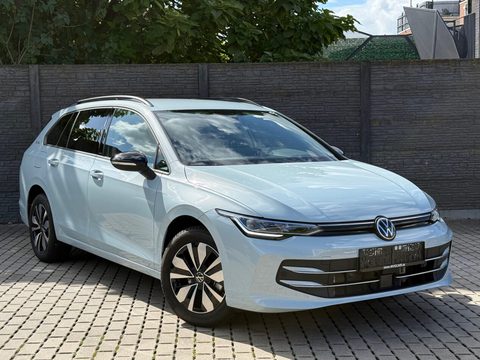 Volkswagen Golf VIII Variant 1.5 eTSI GOAL DSG