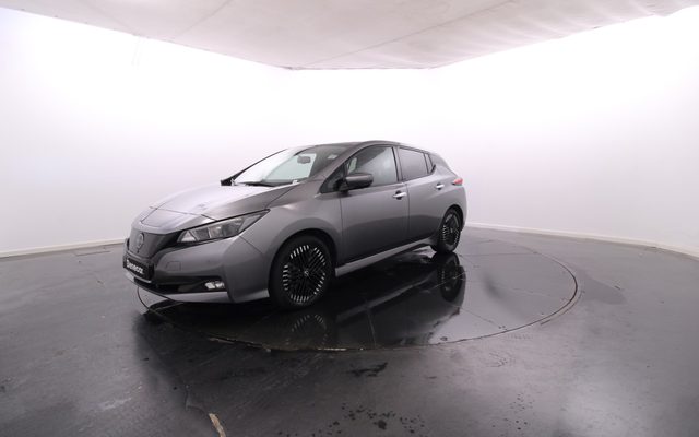 Nissan Leaf 40 kWh N-Connecta GPS / Vidros Escurecidos / Cam. Traseira / JLL