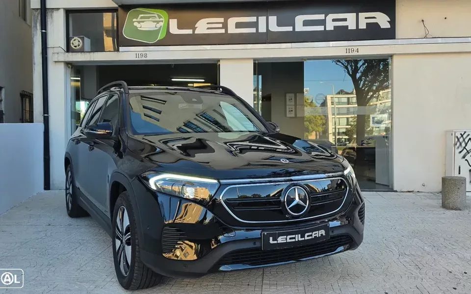 Mercedes-Benz EQB 250 Electric Art