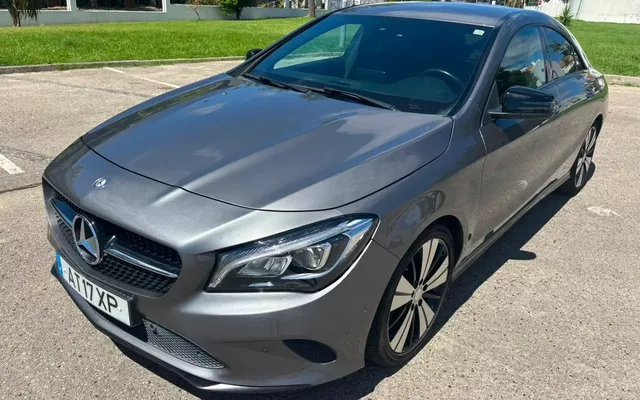 Mercedes-Benz CLA 200 d 4Matic 7G-DCT AMG Line