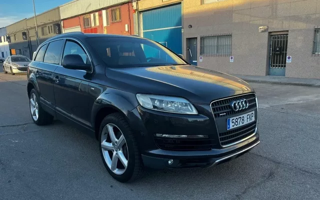 AUDI Q7 Q7 3.0TDI quattro Tiptronic DPF