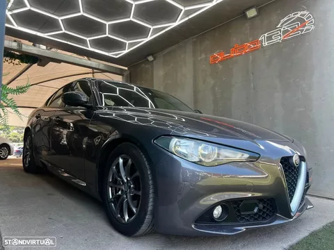 Alfa Romeo Giulia 2.2 D Super