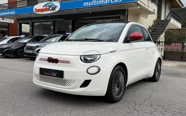 Fiat 500e C (RED) 2.0