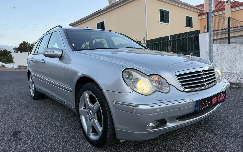 Mercedes-Benz C 220