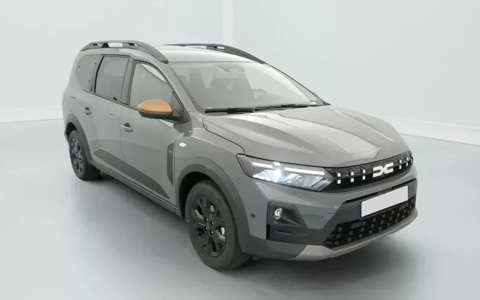 Dacia JOGGER Nouveau TCE 110 7 PL EXTREME Zéro km immatriculé
