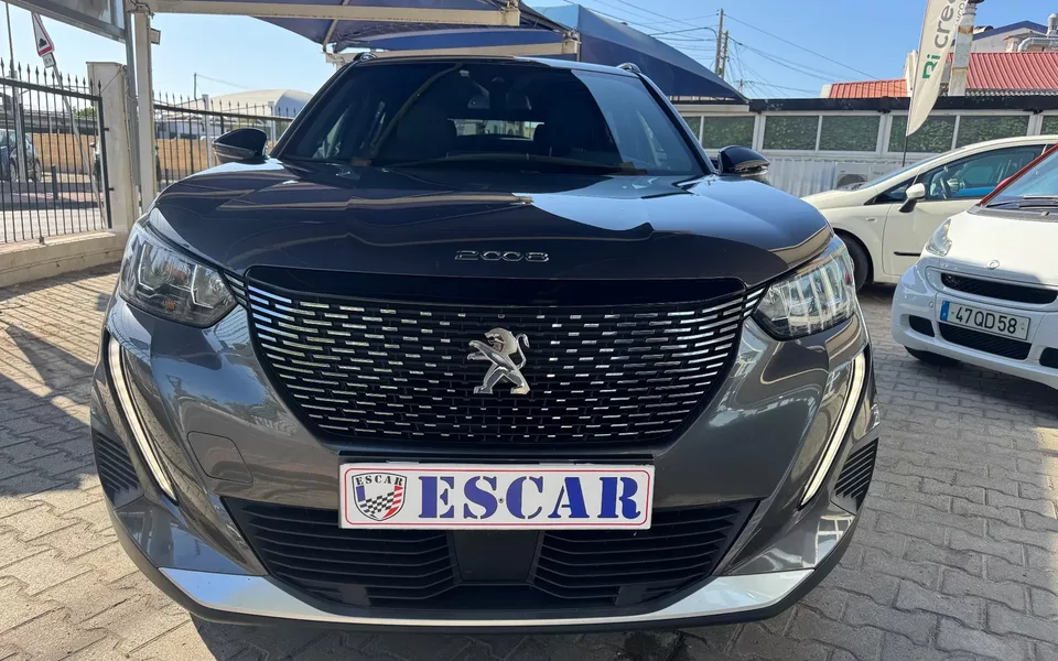 Peugeot 2008 1.2 PureTech Active EAT8