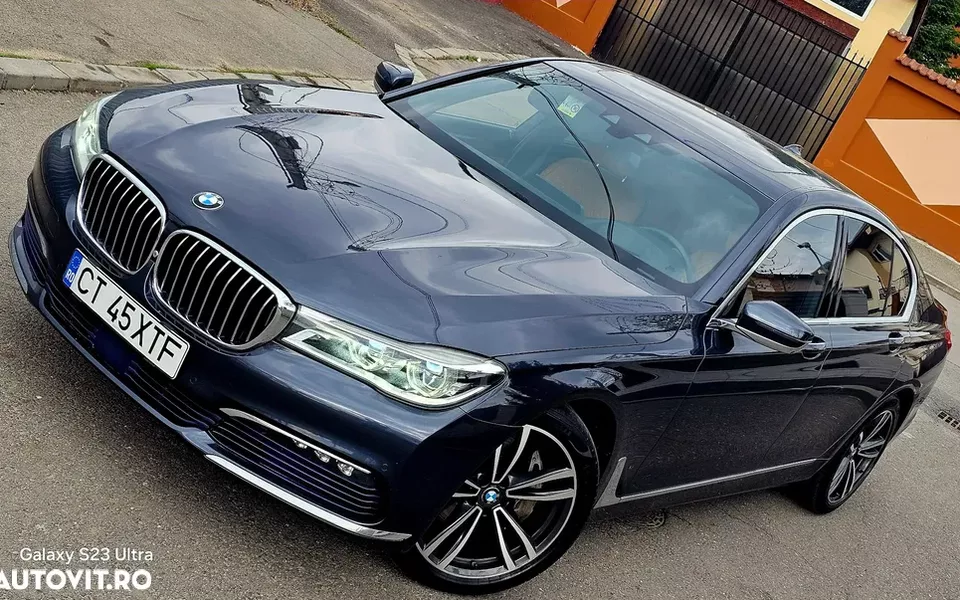 BMW Seria 7 2016