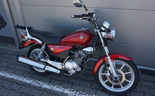 Yamaha YBR 125 CUSTOM