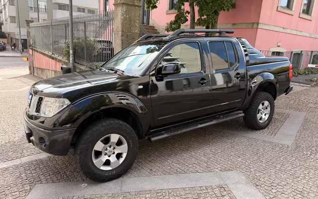 Nissan Pick Up 2.5 TD CD Navara XTr+Box+CD