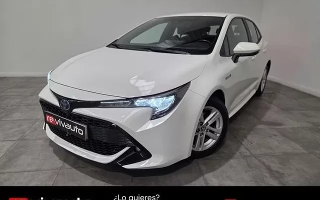 TOYOTA Corolla 1.8 125H ACTIVE TECH E-CVT