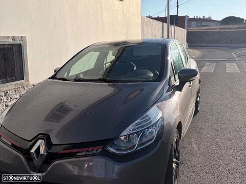 Renault Clio Energy dCi 90 Start & Stop Experience